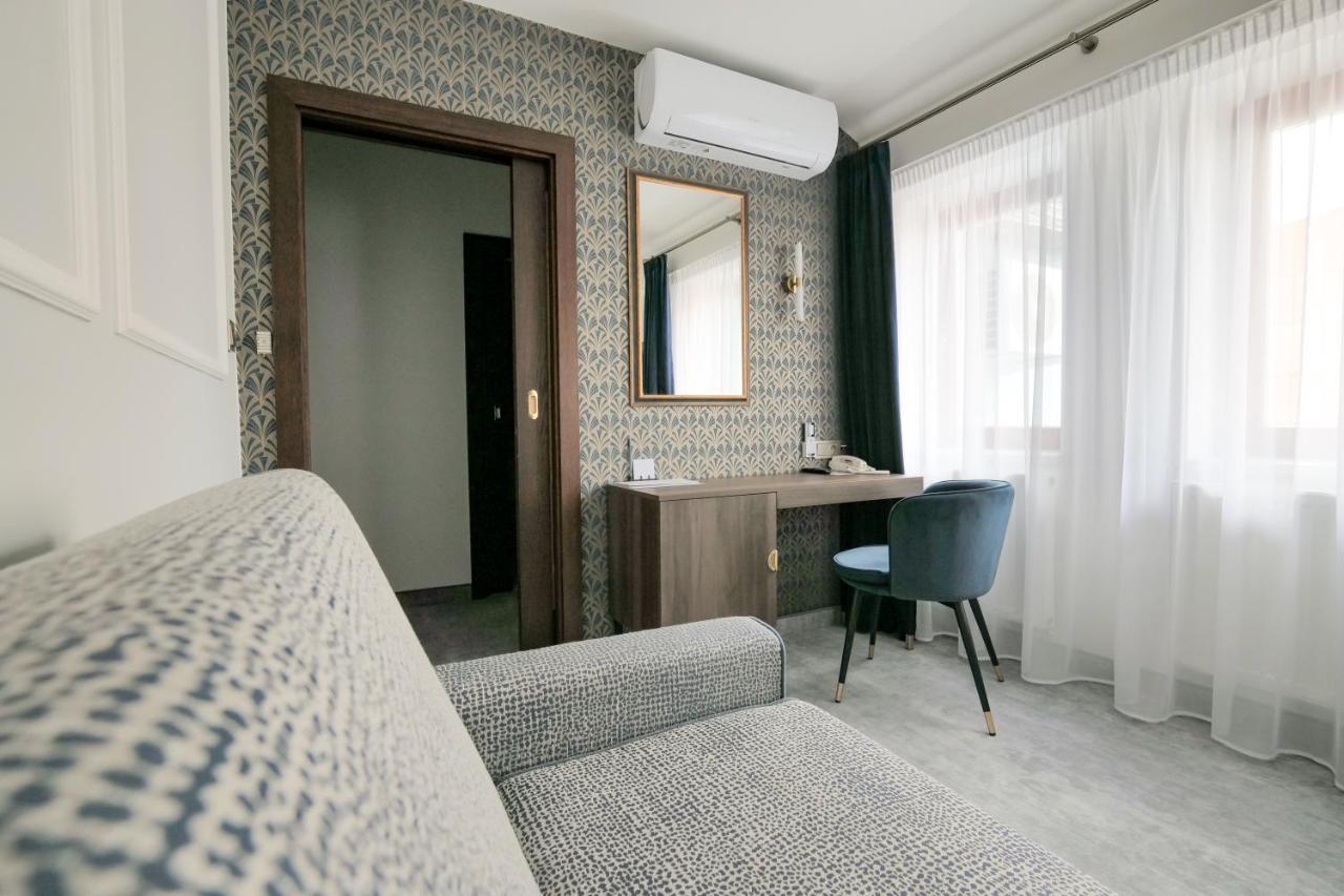 Hotel Zlata Hvezda Litomysl Luaran gambar