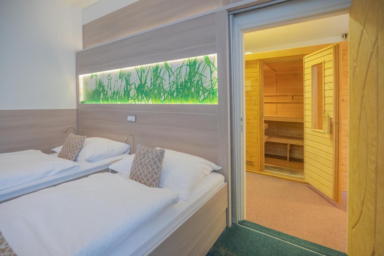 Hotel Zlata Hvezda Litomysl Luaran gambar