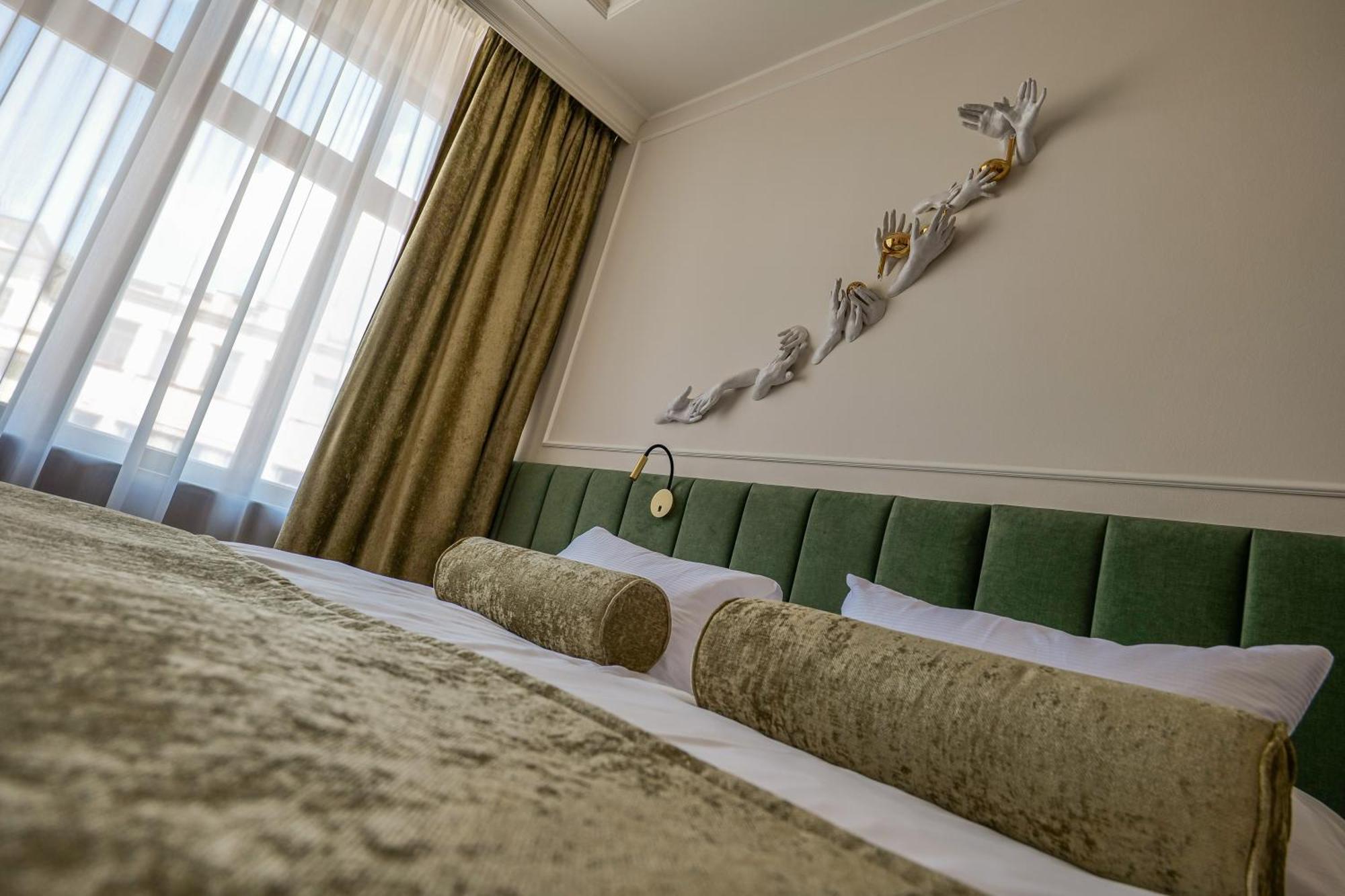 Hotel Zlata Hvezda Litomysl Luaran gambar